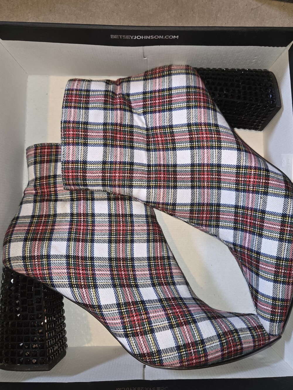 Betsey Johnson Plaid Block Heel Booties – Size 11